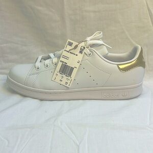 adidas Originals Women's Swift Run Stan Smith Sneaker